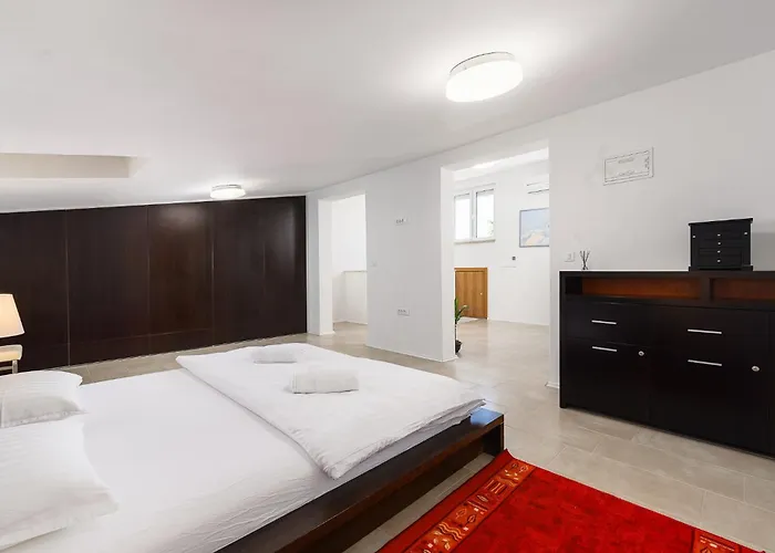 Gigi ヴィラ ポレッチ